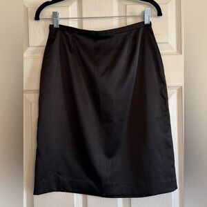 GAP Skirt Black Satin Knee-Length